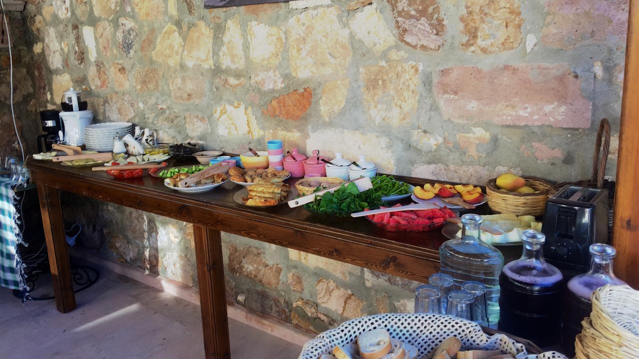 Hayriye Hanim Ege Ayvalı Exterior foto
